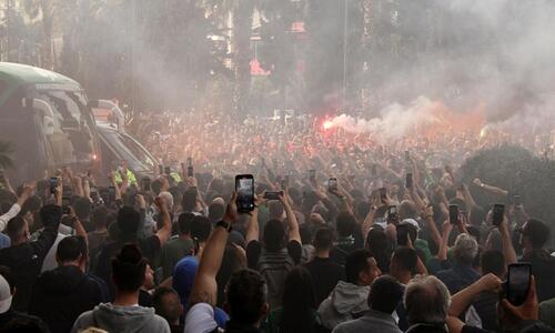 «Ντόπες» και… διπλό από τον κόσμο του Παναθηναϊκού thumb