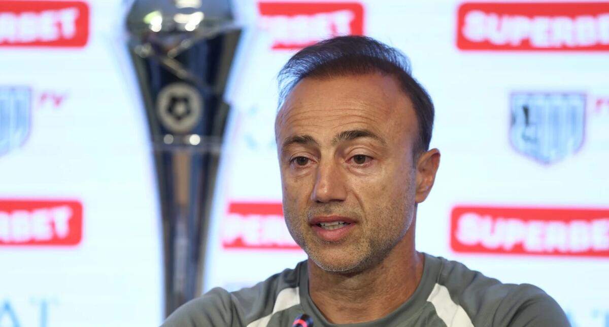 Κόντης: «Θέλω να ανταποδώσω την αγάπη στον κόσμο» thumb
