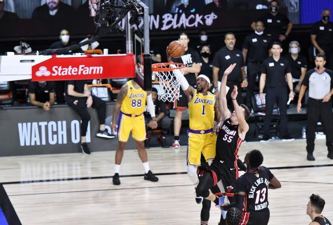 NBA: Γεμάτο... Λέικερς το Top 5 του Game 4 (vid) thumb