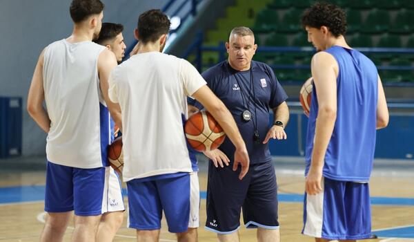 Πρώτη συγκέντρωση για τους διεθνείς ενόψει του Παγκοσμίου Κυπέλλου το 2027thumb