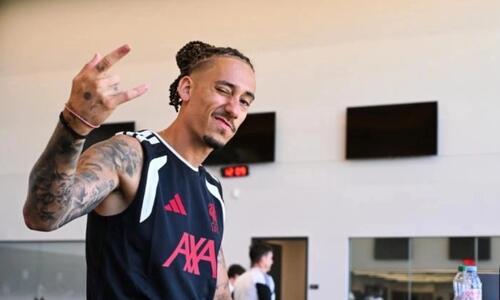 Πρώτη μέρα του Τσιμίκα στη Λίβερπουλ μετά τον δανεισμό στη Ρόμα thumb