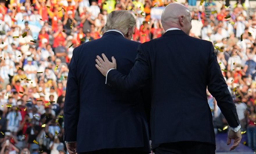 BBC: Τρίζει η καρέκλα του Ινφαντίνο στη FIFA thumb