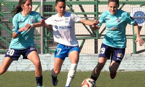 Apollon Ladies - Λευκοθέα Λατσιών για το τρόπαιο του Κυπέλλου thumb