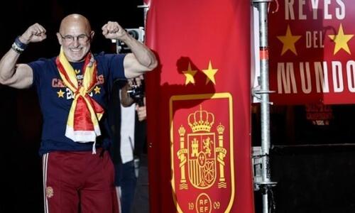 Οι κλήσεις του ντε λα Φουέντε ενόψει Nations League thumb