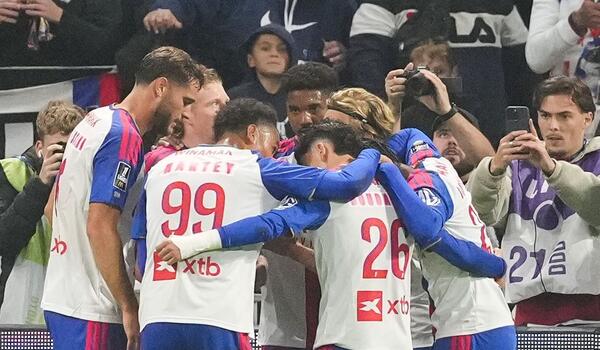 Ligue 1: Ανέτρεψε τη Νις και έπιασε κορυφή σε… πενταπλή ισοβαθμία η Λιόν image