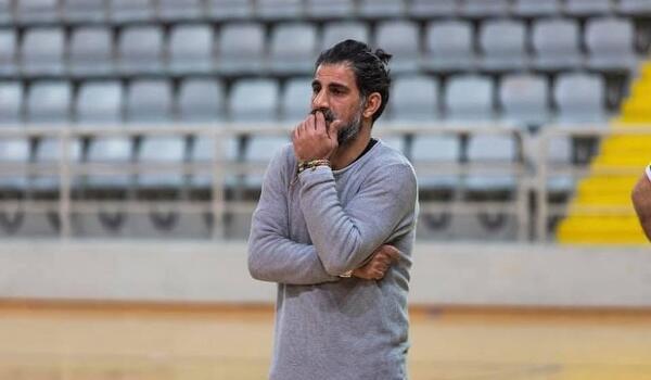 Με Κώστα Πολυβίου στο τιμόνι συνεχίζει η φουτσαλική ΑΕΛ image