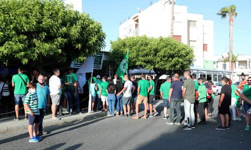 Αιώνια πιστοί (στην Ομόνοια) και στη Λεμεσό thumb