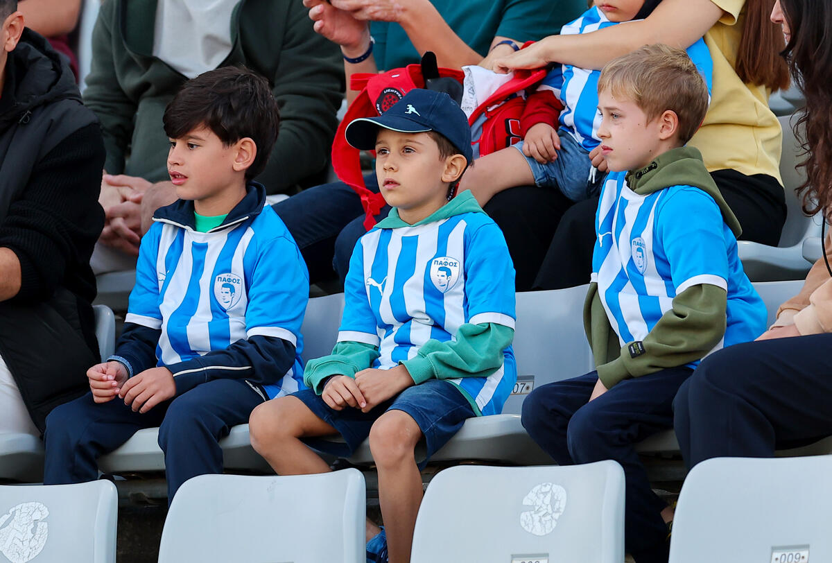 Πάφος FC - ΑΠΟΕΛ: Τα «κλικ» από το «Στ. Κυριακίδης» thumb