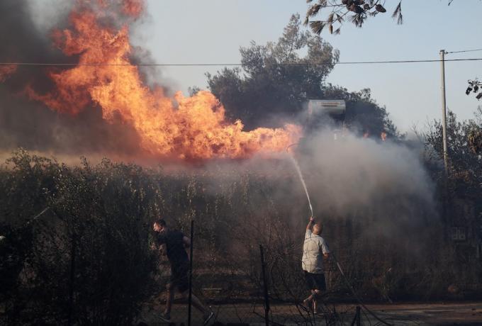 Καίγεται το σπίτι της Κατερίνας Στεφανίδη thumb