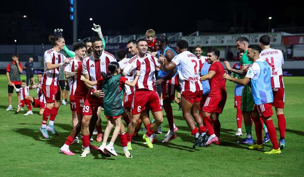 «Κτύπημα» της Νέας Σαλαμίνας μετά τη τριάρα (Βίντεο) image