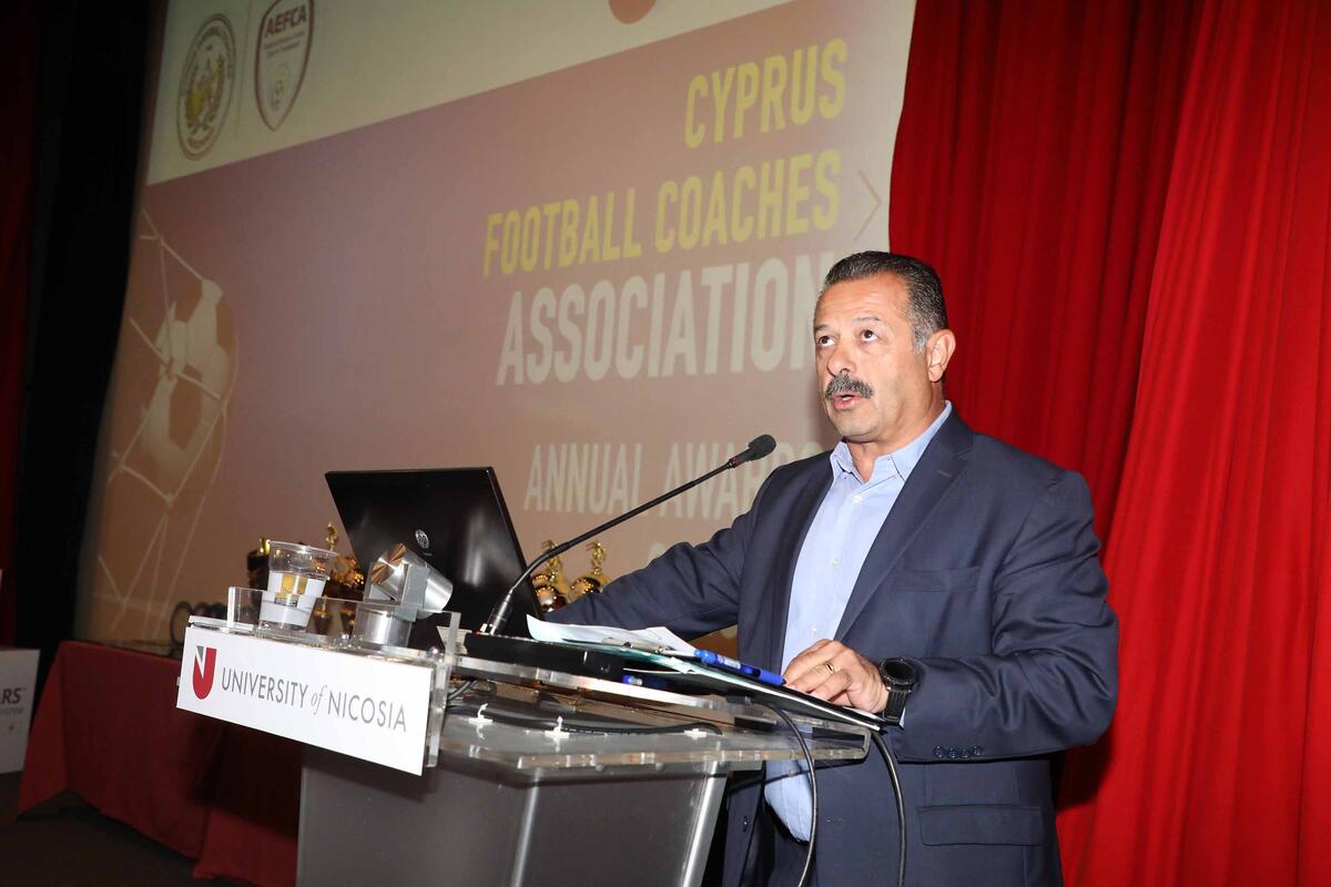 Βραβεύτηκαν οι προπονητές που ξεχώρισαν τη σεζόν 2020/21 thumb