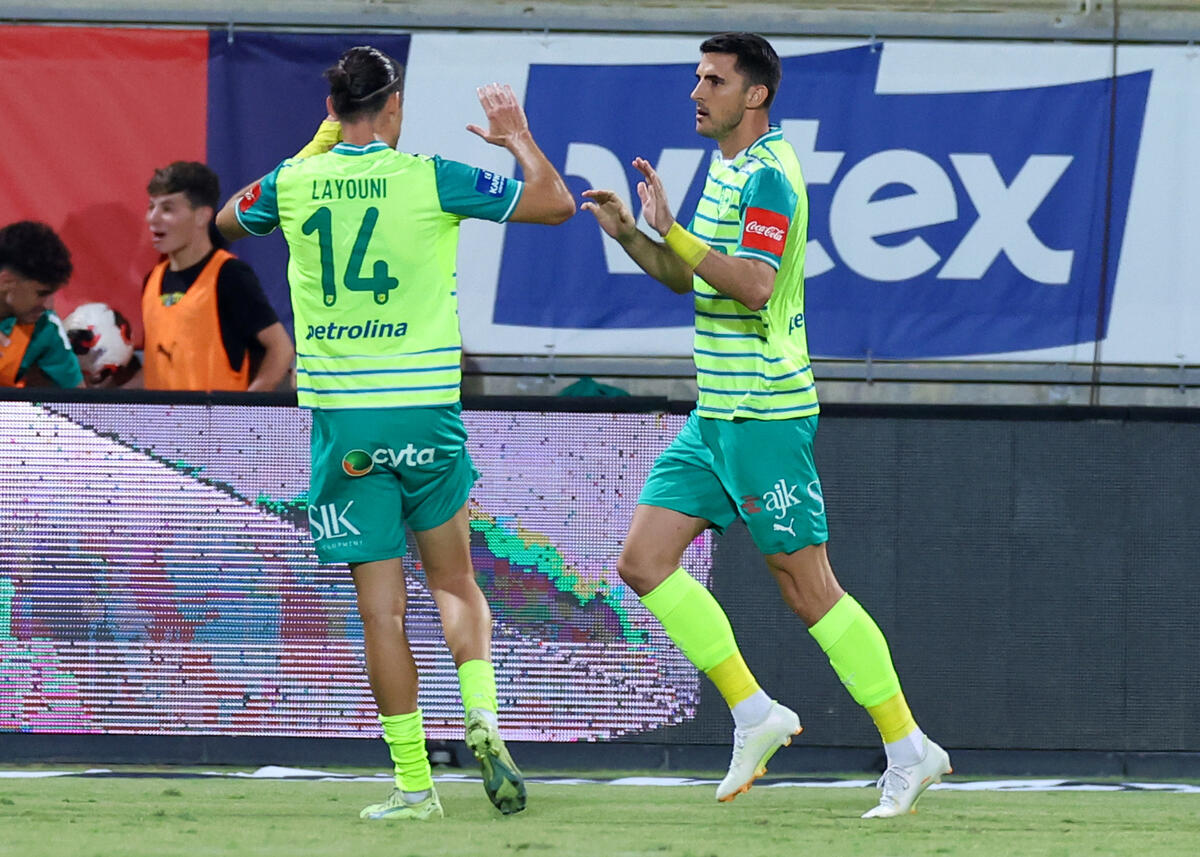 ΑΕΚ - Ακρίτας 3-2 (2-2 κ.δ.): Δύσκολη πρόκριση με τη «ψυχή στο στόμα» thumb