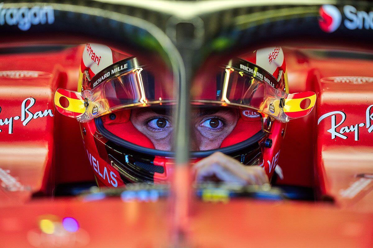 Formula 1: «Σύννεφα» στη σχέση του Κάρλος Σάινθ και της Ferrari thumb