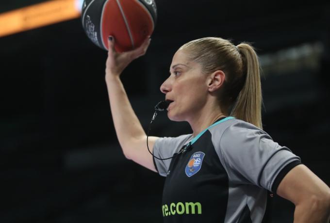 «Τη βλέπεις και ξέρεις ότι ξεκινάς με 2 φάουλ και μισή τεχνική, ήξερα ότι έκλεβε» thumb