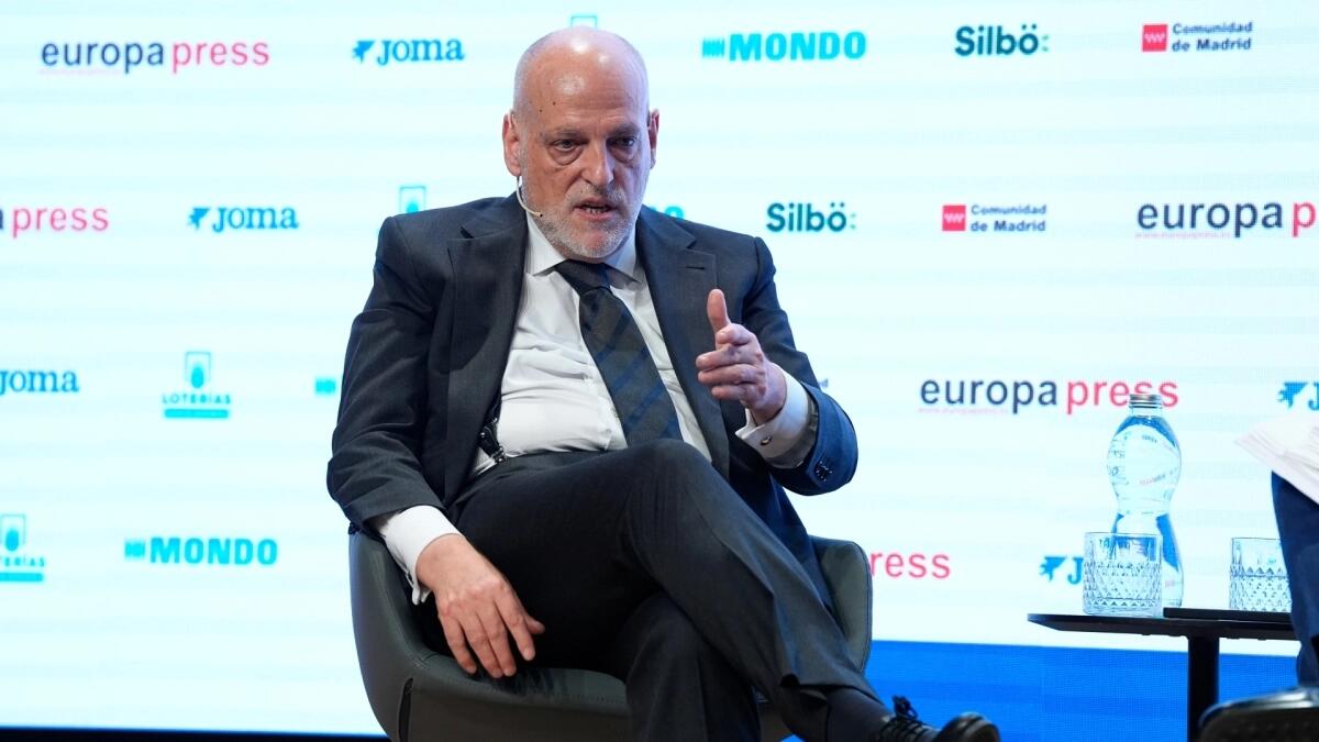 «Το να ισχυρίζεται η Ρεάλ ότι η διαιτησία είναι κατά της, είναι από άλλο Γαλαξία...» thumb