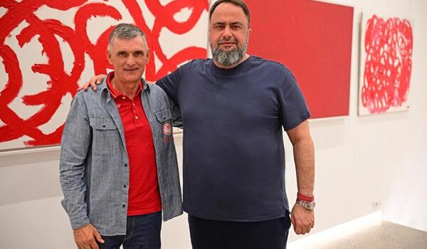 Ο Ολυμπιακός παρουσιάζει το νέο Καραϊσκάκη - Στο πλευρό του Μεντιλίμπαρ ο Καρντόσο image