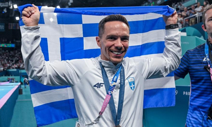 Πετρούνιας: «Θα κάνω καιρό να κατέβω από το βάθρο, θα γίνει όταν το αποφασίσω εγώ»! thumb