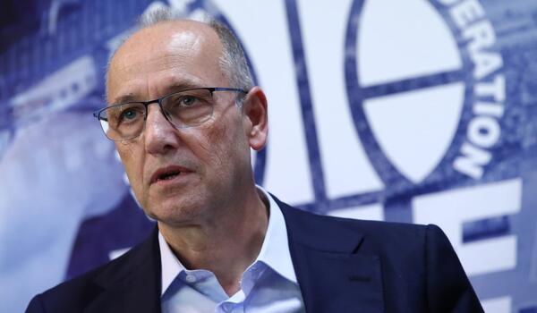 Ο Βαγγέλης Λιόλιος παραιτήθηκε από πρόεδρος της ΕΟΚ λίγο πριν την απολογία του image