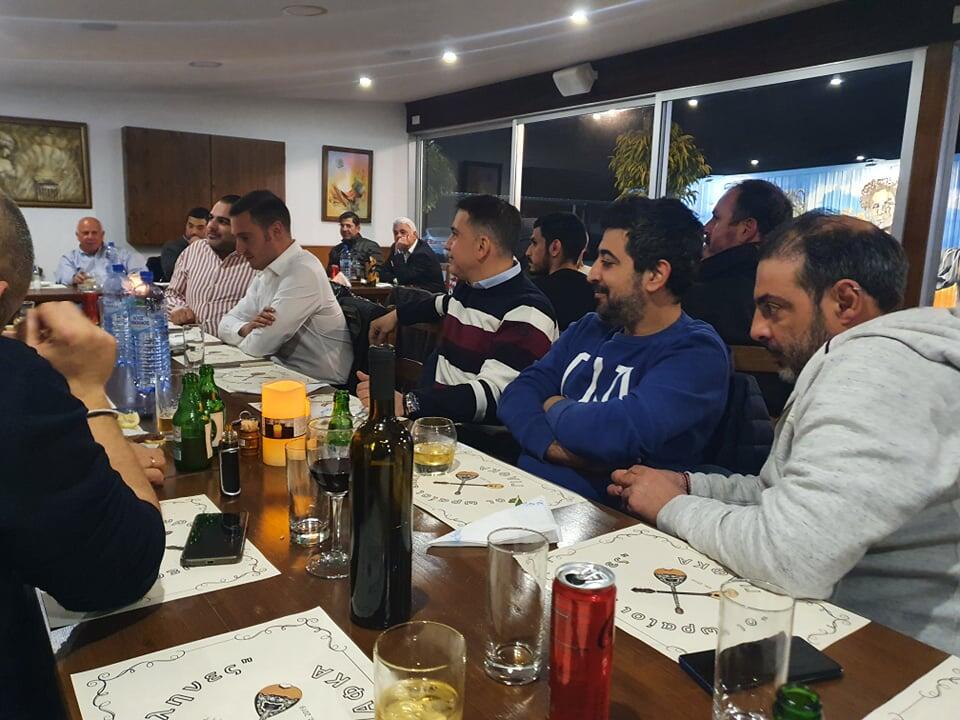 Δείπνο στους εκπροσώπους των ΜΜΕ (pics) thumb