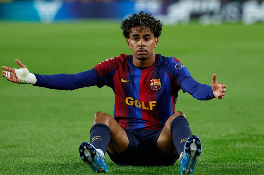 «Αν αγαπάς το ποδόσφαιρο, πας να δεις τον Λαμίν και όχι τον Κέιν» thumb