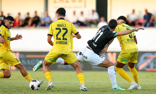 Krasava ΕΝΥ - ΑΕΚ 2-2: Ματσάρα με «Χ»αμένους τους φιλοξενούμενους thumb