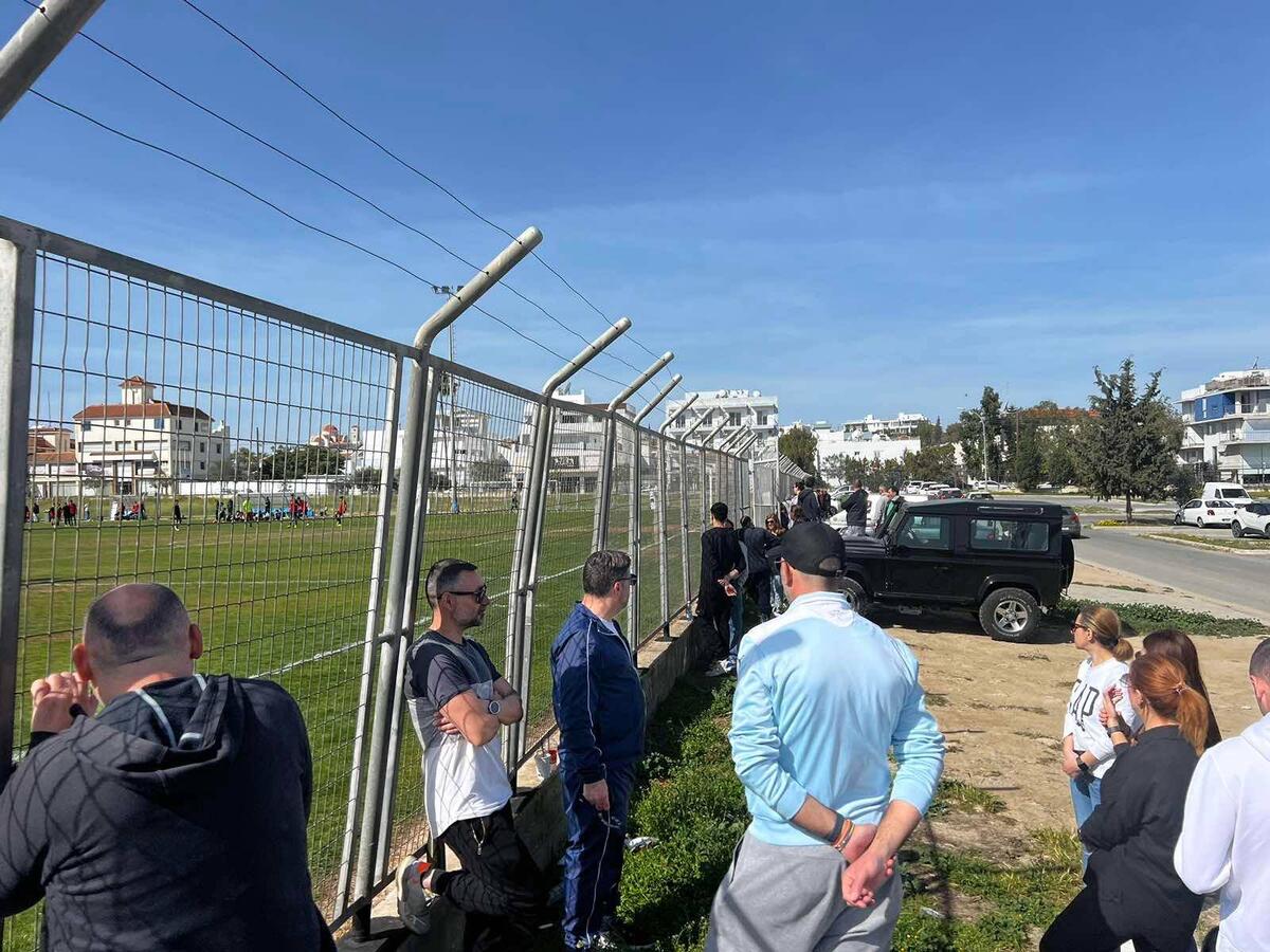 Μεγάλη ταλαιπωρία σε αγώνες ακαδημιών (ΦΩΤΟ-ΒΙΝΤΕΟ) thumb