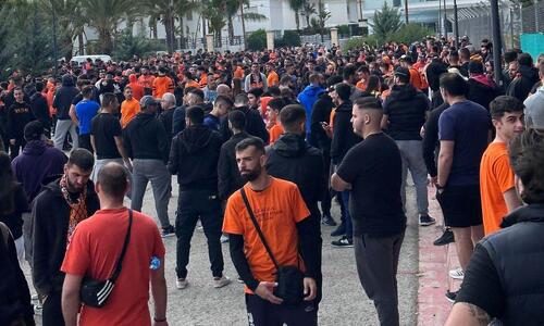 Βίντεο ST: Γερές ντόπες από τους πορτοκαλί στην προπόνηση!  thumb