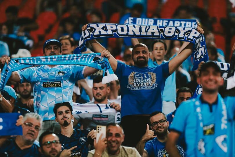 Παρέχει λεωφορεία για τον επαναληπτικό του UCL thumb
