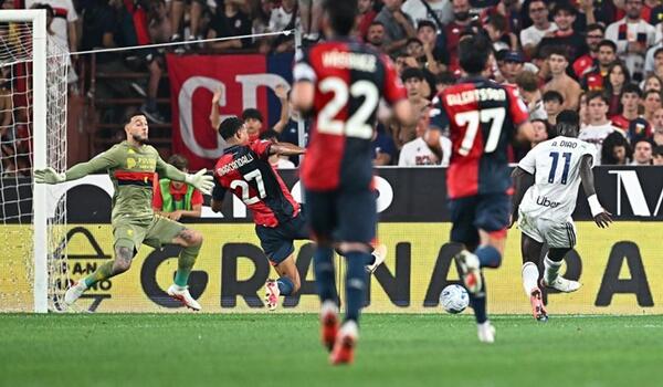 «Τετράστερη» Κόμο στην Γένοβα image