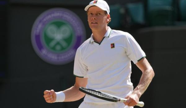 Στα ημιτελικά του Wimbledon ο Γιανίκ Σίνερthumb
