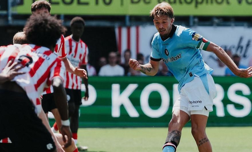 Eredivisie: Ποδαρικό με νίκη στο ντέρμπι η Φέγενορντ thumb