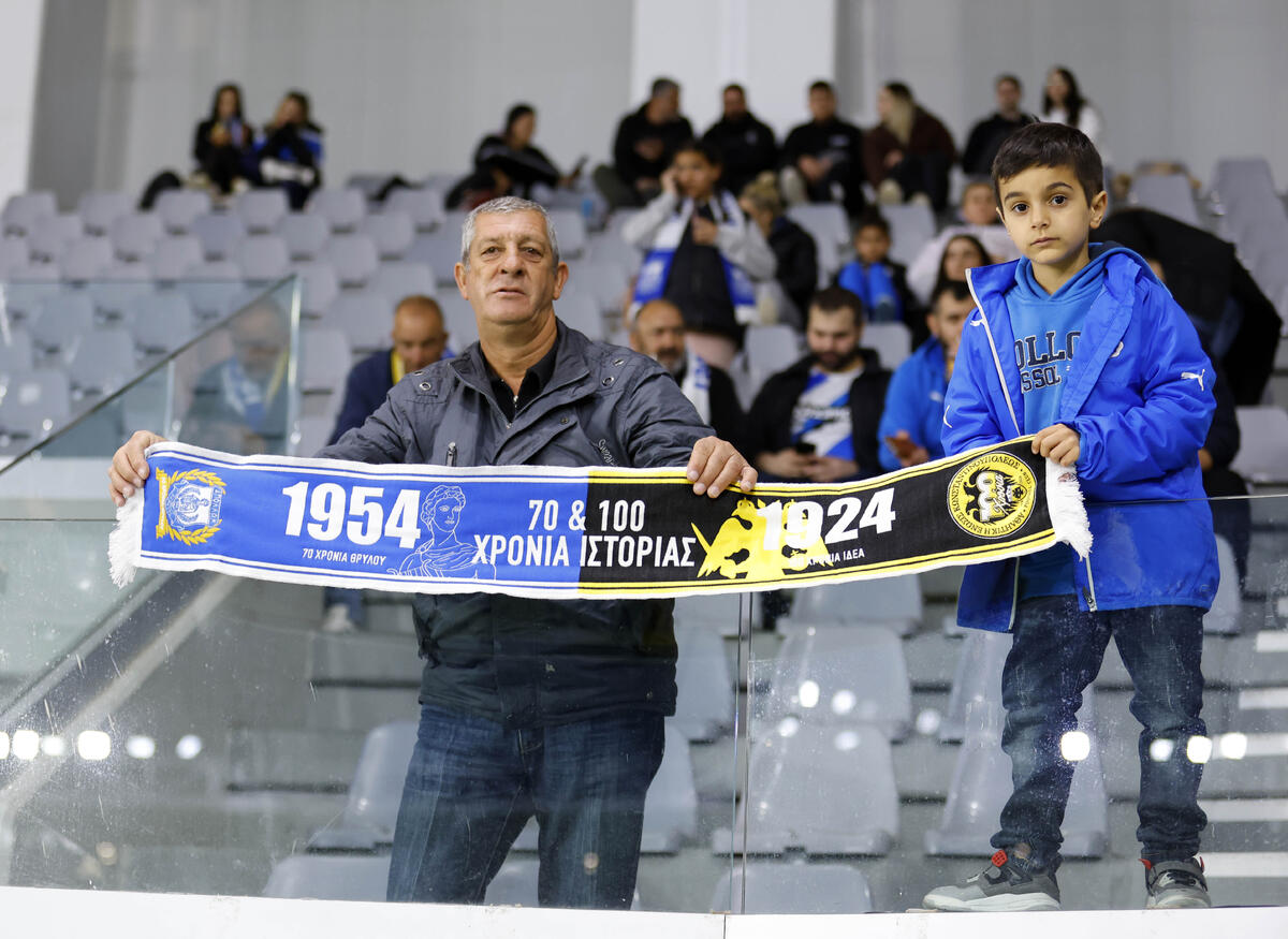 Φωτορεπορτάζ από το στάδιο «Αλφαμέφα» thumb