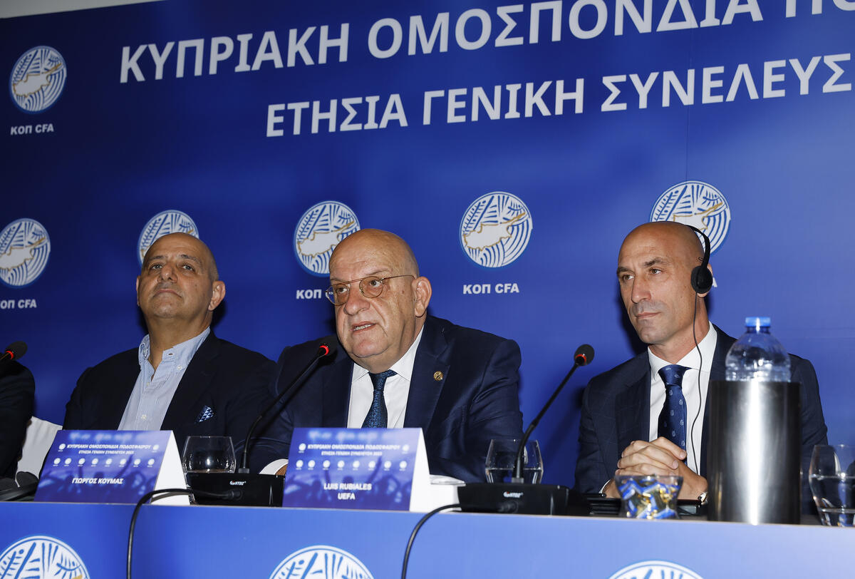 Γιώργος Κούμας: «Έμαθα ν' αντέχω στη λάσπη και τους μηδενισμούς» thumb
