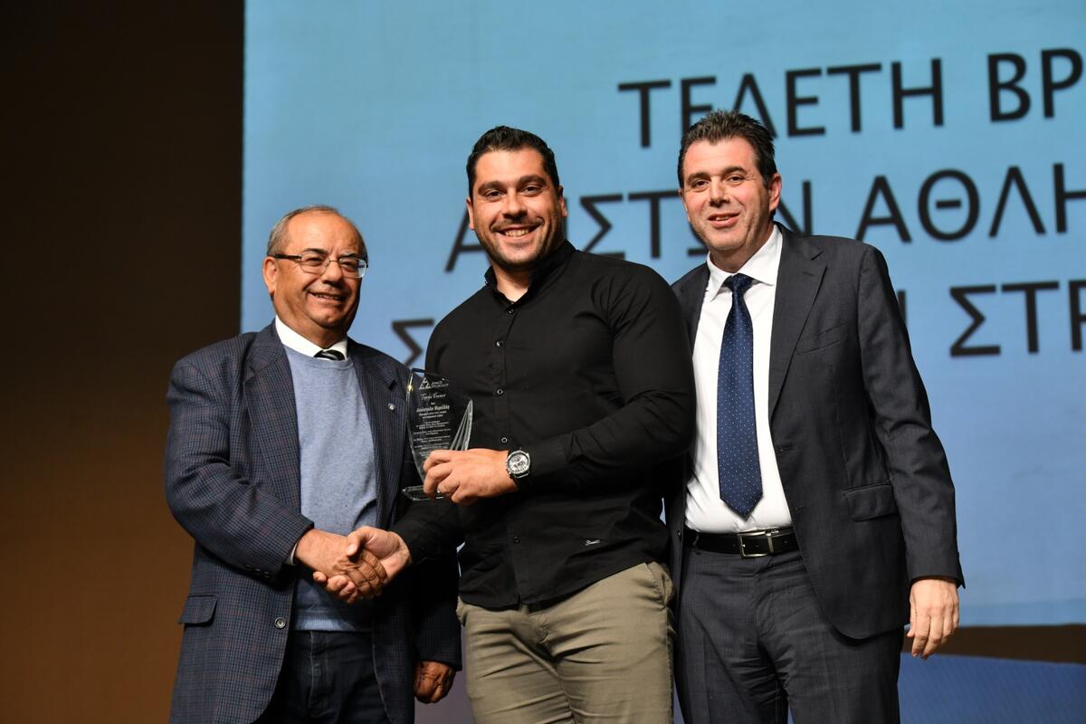 Στις βραβεύσεις των κορυφαίων ο Σωτήρης Αδάμου thumb