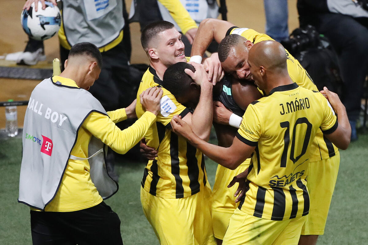 ΑΕΚ - Αρης 1-0: Ο Ζίνι έκανε το θαύμα του στην επιστροφή του thumb