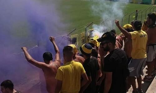 Ντόπες και τραγούδια, περίμεναν την αποστολή thumb