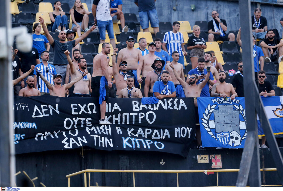 «Έβγαλε» το καπέλο στους φιλάθλους thumb