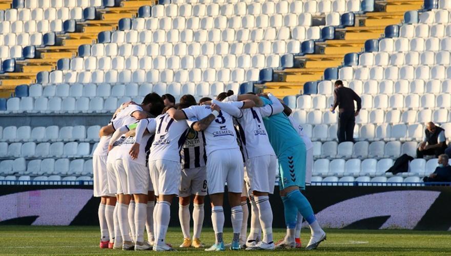 Δύο κρούσματα σε ποδοσφαιριστές του Απόλλωνα thumb