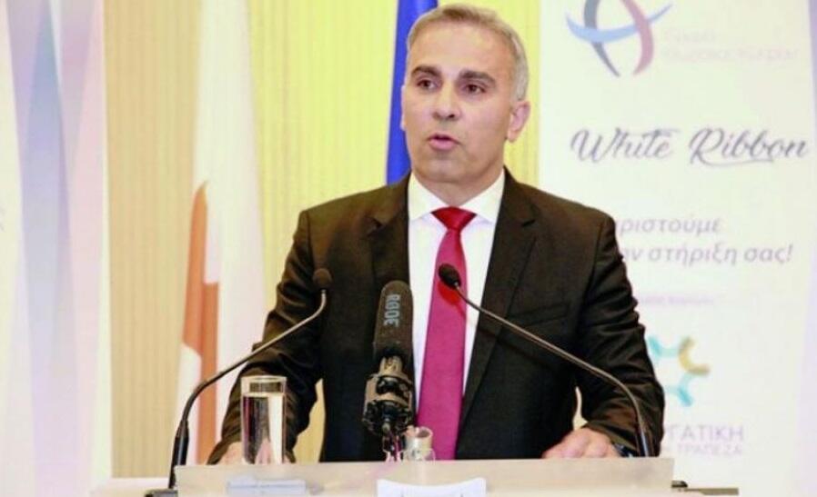 «Οι εμβολιασμένες στενές επαφές δεν μπαίνουν σε αυτοπεριορισμό» thumb