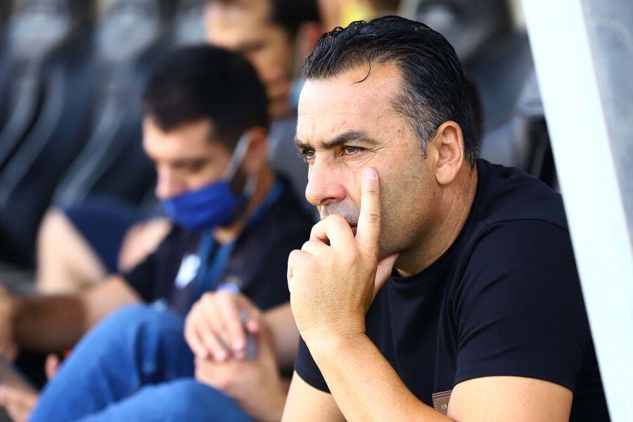 ΑΠΟΕΛ: Οι σκέψεις του Αυγουστή για το κέντρο της άμυνας thumb