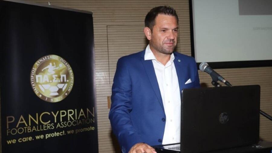 «Ούτε αλλαγή ούτε κατάργηση της κάρτας βλέπουμε. Χωρίς φωτογραφία, θέλεις μαρτυρία» thumb