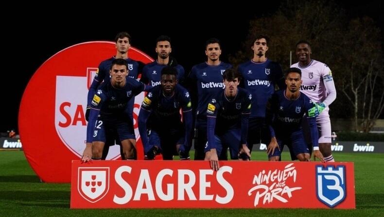 Οριστική διακοπή στο 47', οι γηπεδούχοι έμειναν εσκεμμένα με έξι παίκτες thumb