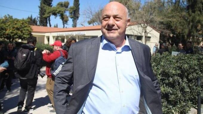Παρίστανε τον Αχιλλέα Μπέο και... παρήγγειλε σουβλάκια αξίας €500! thumb