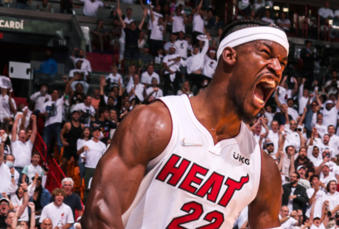 O τρομερός Jimmy Buckets με 40αρα οδήγησε τους Χιτ στο 1-0 κόντρα στους Σέλτικς thumb