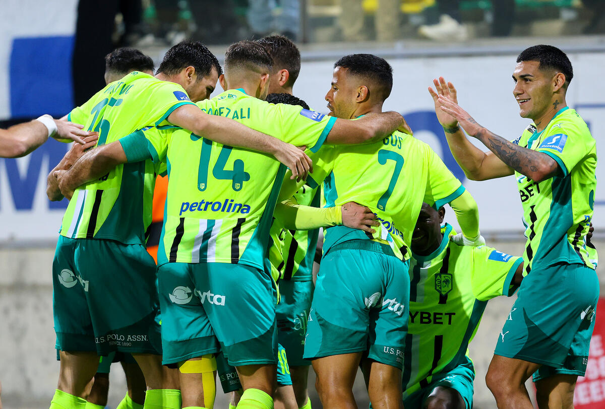 ΑΕΚ-Απόλλων 4-0: Εμφατική τεσσάρα, συνεχίζει το σερί!  thumb