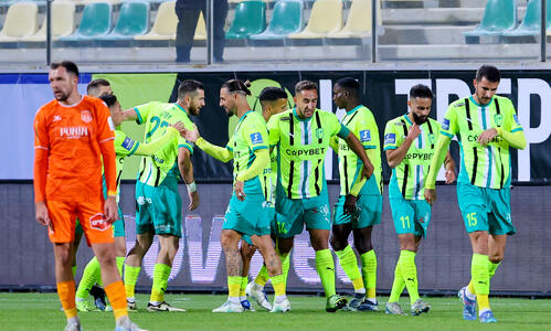 ΑΕΚ – Καρμιώτισσα 2-0: «Κιτρινοπράσινη» υπεροχή και «αναρρίχηση» στην 4η θέση thumb