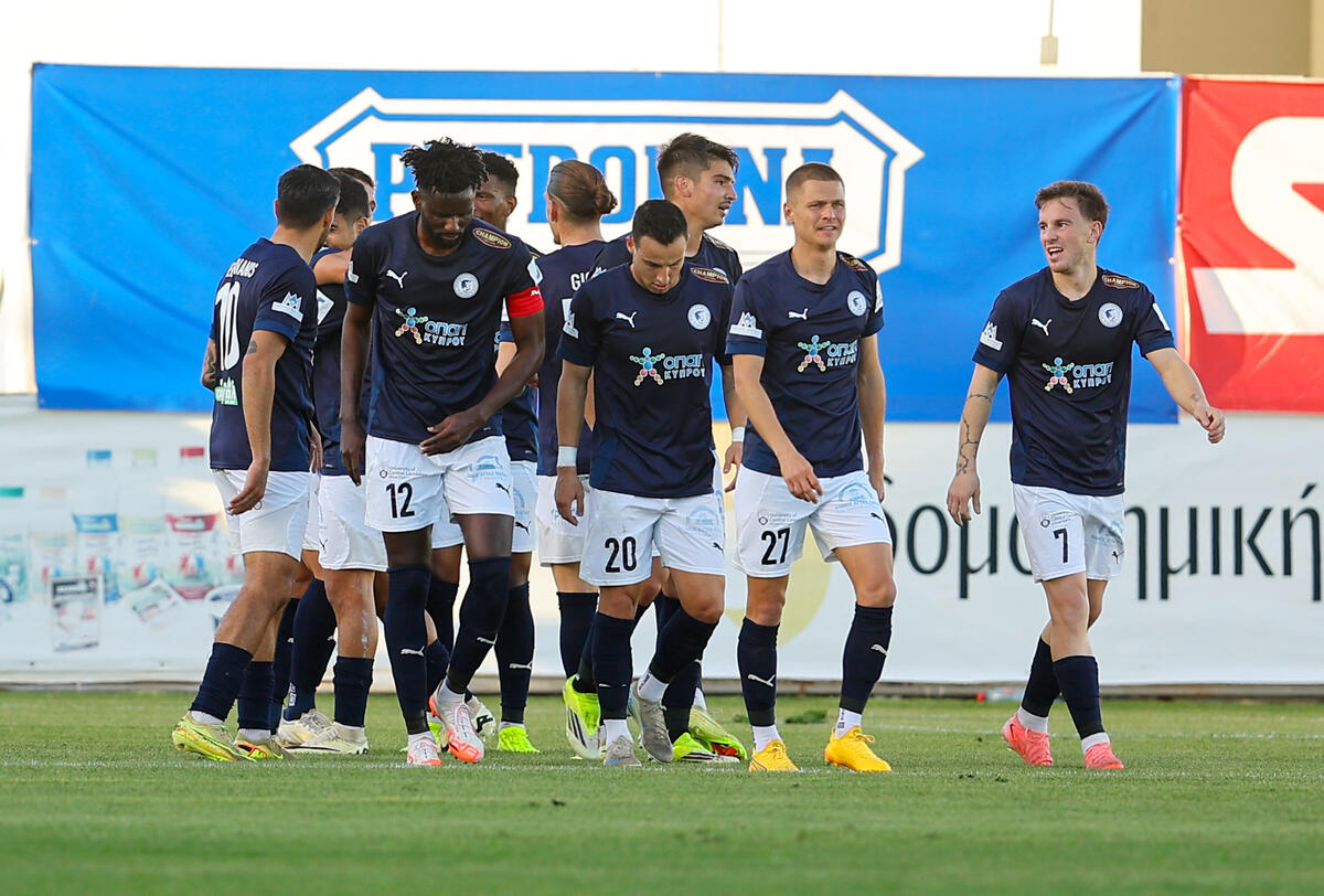 Εθνικός Άχνας - ΑΠΟΕΛ 3-2: Στα πάνω του με Αντερέγκεν, νέα ήττα για «γαλαζοκίτρινους» thumb