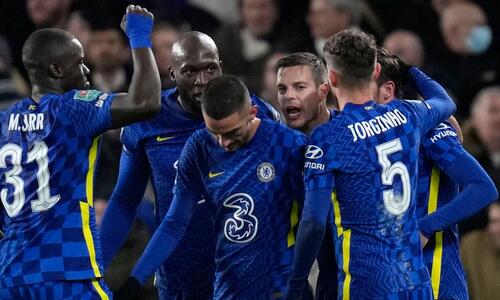 Πρώτο βήμα για τον τελικό του League Cup με Λουκάκου και τύχη thumb