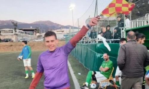 Τραυματίστηκε ο διαιτητής και αντικαταστάθηκε από… δημοσιογράφο! thumb