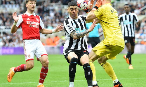 Premier League: «Ζωντανή» για τον τίτλο η Άρσεναλ thumb